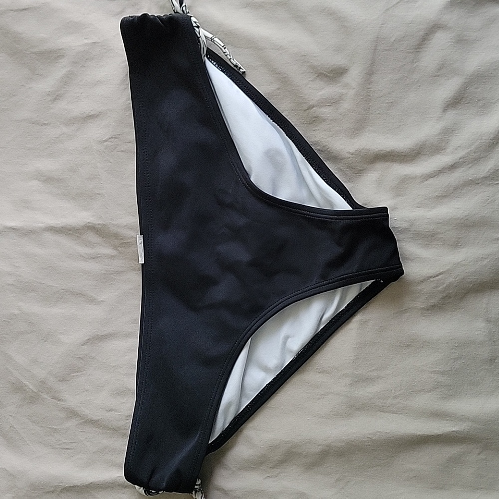 Powder room 2-piece bikini - Picture 5 of 8